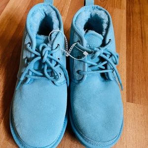 UGG Australia Neumel Men’s Ankle Chukka Boot US Size 8 Blue